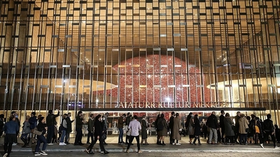 Carmen, 15 yıl sonra yeniden AKM'de!