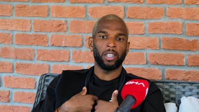 "Bana yaşlı dediler, Mertens'i aldılar"