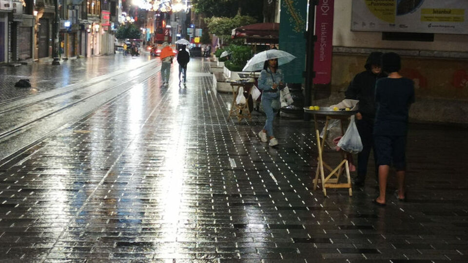 4 kent için "sarı" alarm İstanbul için sağanak uyarısı!