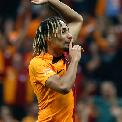 Galatasaray'da dev operasyon!