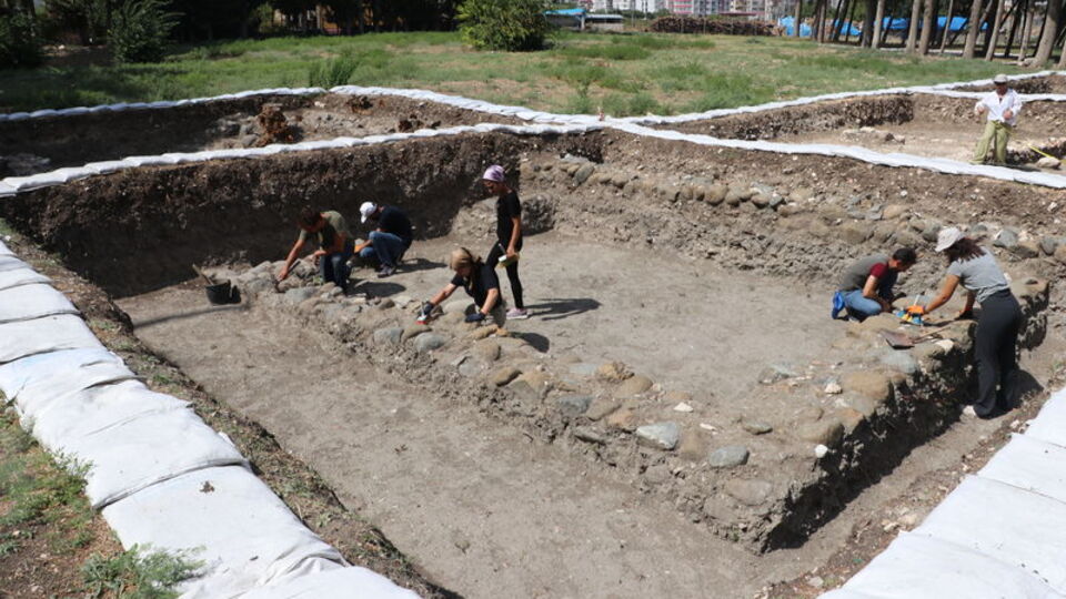 Antakya Antik Hipodrom'da eğlence ve oyun mekanları bulundu