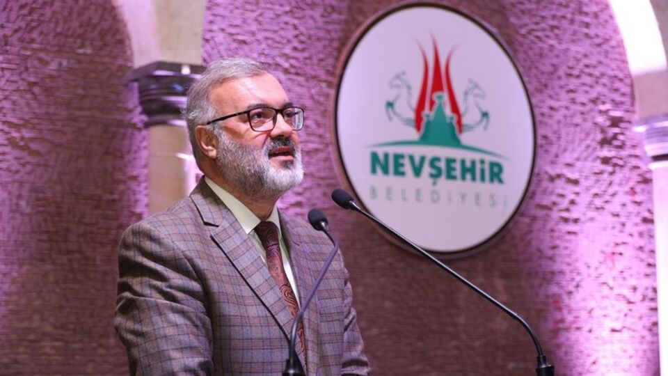 Ayasofya Camisi'ne yeni imam