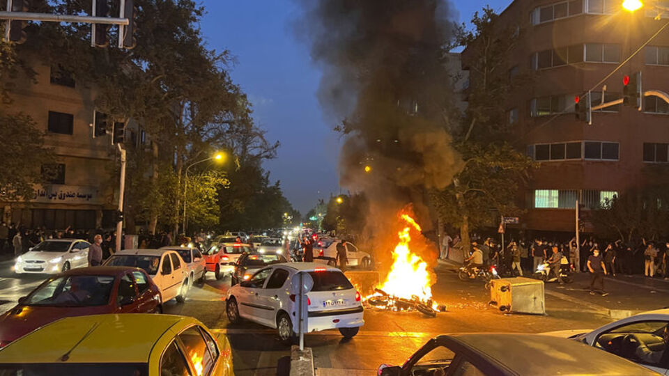 İran, 9 yabancı uyruklu kişiyi tutukladı