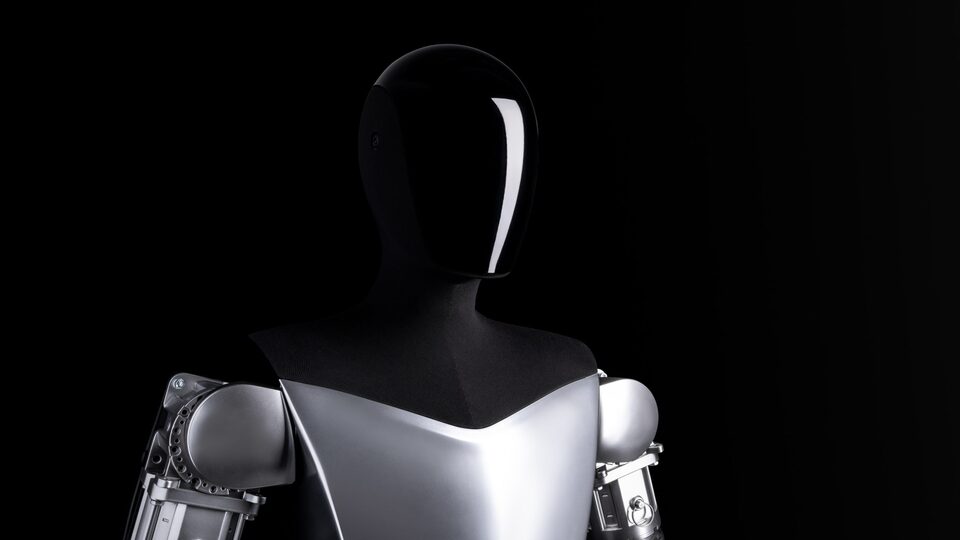 Tesla, 'insansı robot' Optimus'u tanıttı