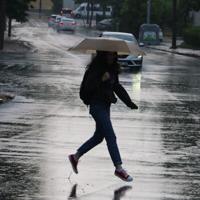 Meteoroloji duyurdu! Sağanak yeniden