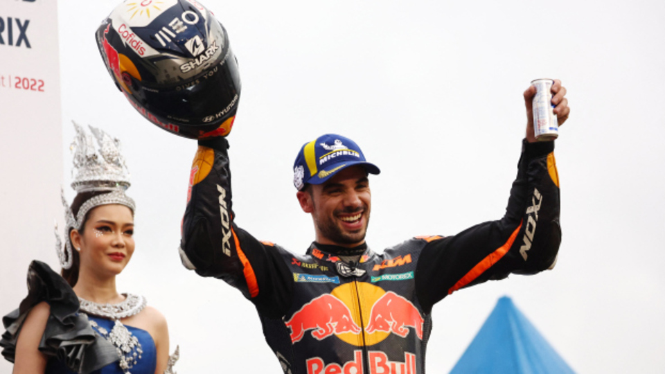 Tayland'da kazanan Miguel Oliveira