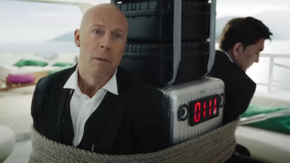 Bruce Willis, yüz haklarını 'deep fake' şirketine sattığı yönündeki haberleri yalanladı