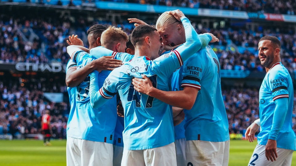 9 gollü derbide kazanan M. City!