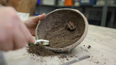 Yassıtepe'de 5 bin yıllık kase bulundu