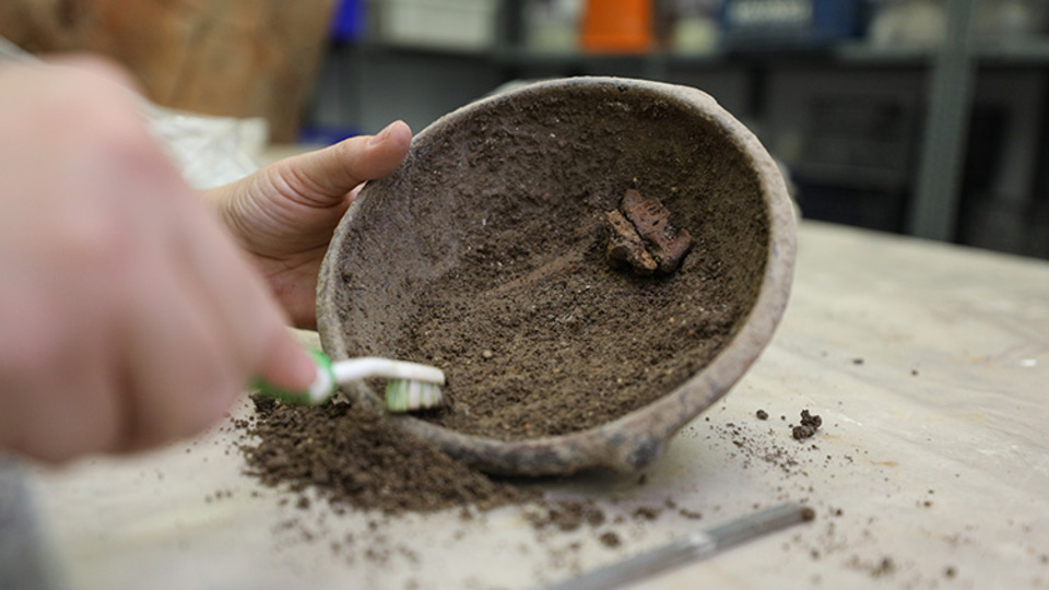 Yassıtepe'de 5 bin yıllık kase bulundu