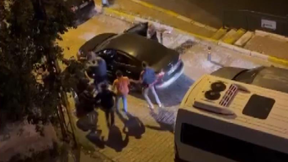 Yol verme kavgasında 7 magandanın saldırısına uğradı!