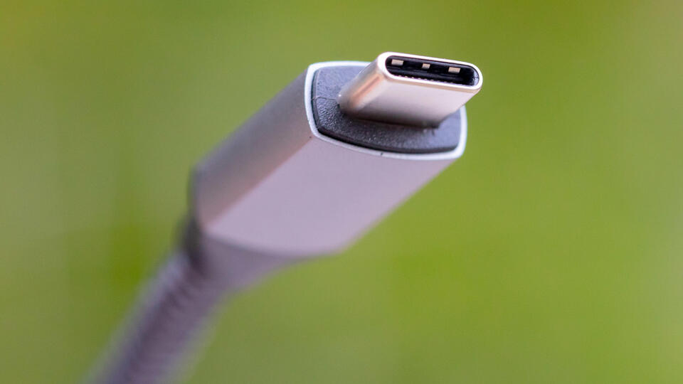 AB'de tek tip şarj zorunluluğu onaylandı