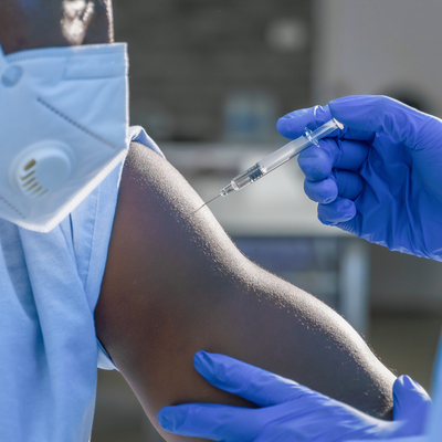 Bilim Kurulu Üyesi Özlü'den yeni Covid aşısı açıklaması