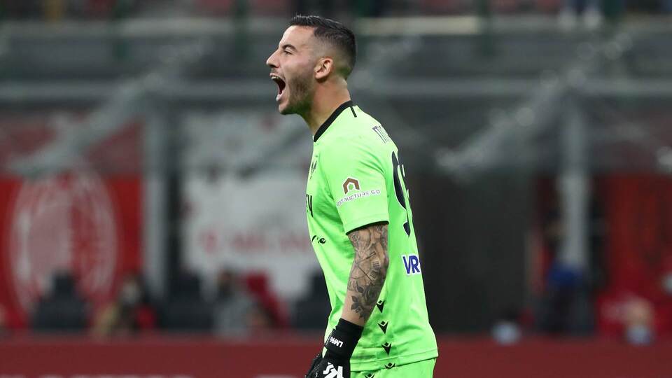 Flaş iddia! Aslan'a İtalyan kaleci