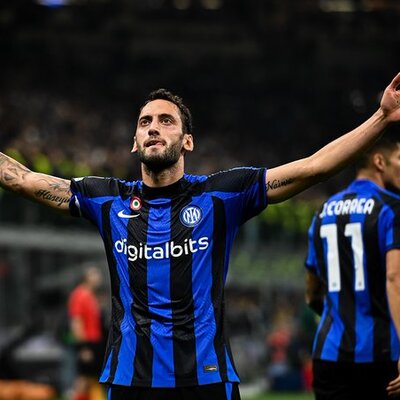 Hakan, İtalya'da manşetlerde!