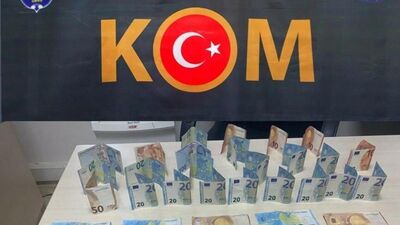 Sahte dövizle ödeme yapan 2 turist yakalandı