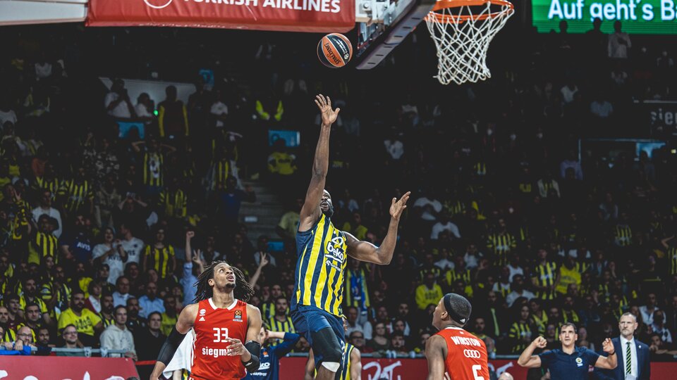 Fenerbahçe Beko'dan harika açılış!