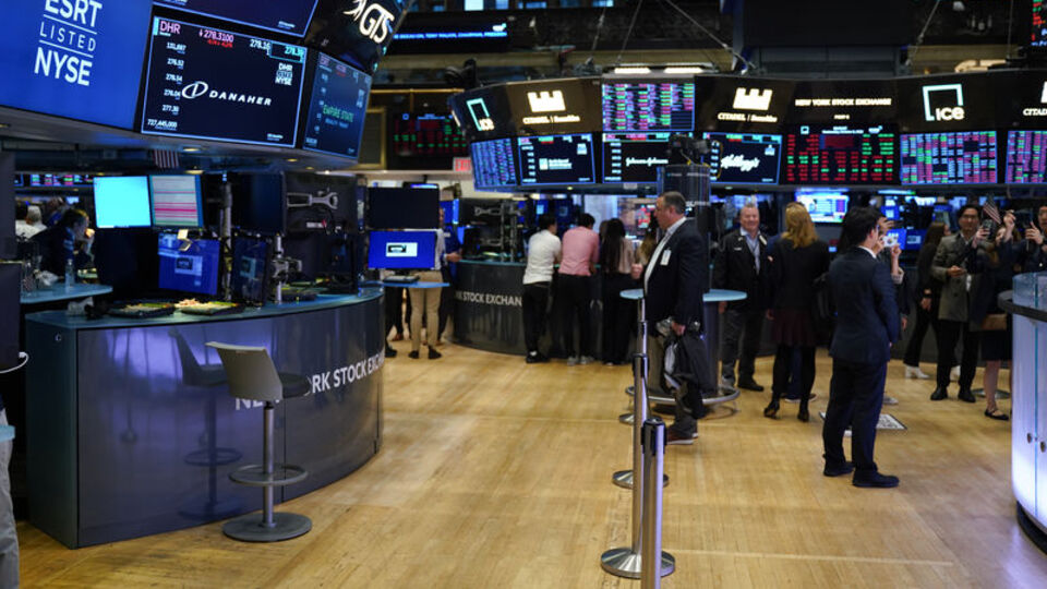 New York borsası düşüşle açıldı