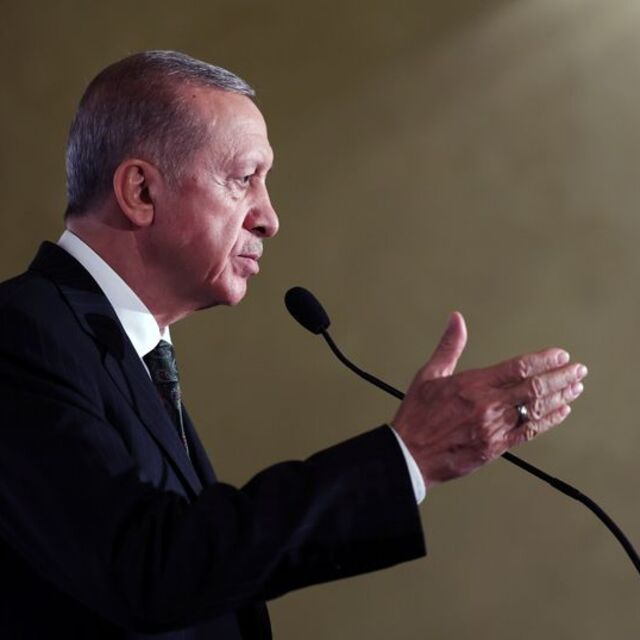 Cumhurbaşkanı Erdoğan'dan başörtüsü mesajı: Hadi bakalım, görelim seni