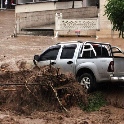 Meteoroloji'den yarın Doğu Karadeniz için sel uyarısı