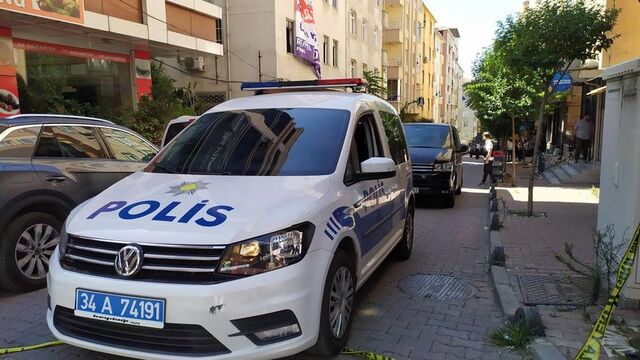 AVM'de silahlı saldırı! 2 yaralı