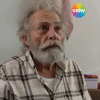 'Emin Saruhanlı' ne yaptı?