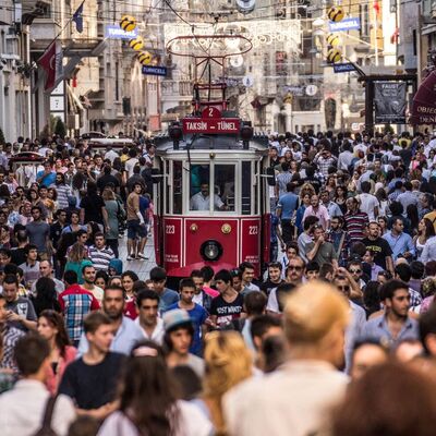 İşsizlik tek haneye geriledi
