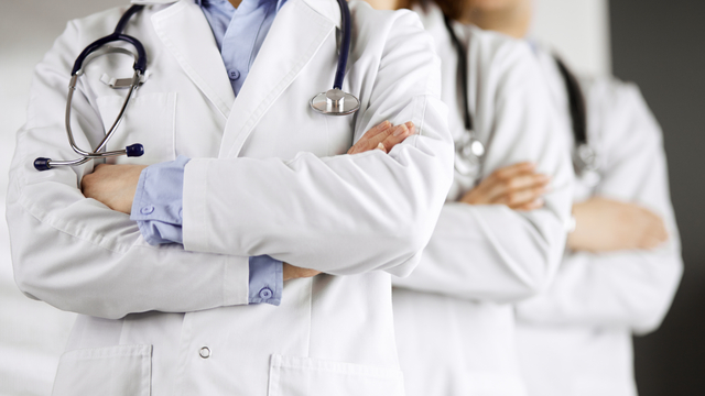 Özel hastaneler yönetmeliğine karşı doktorlar tepkili
