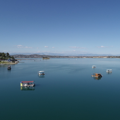 Adana Valiliği'nden yüzen evlerle ilgili açıklama