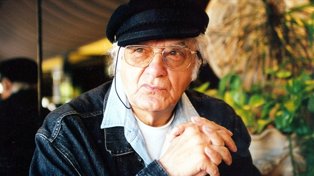 An gelir Attila İlhan ölür