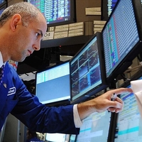 Küresel piyasalarda negatif seyir sürüyor