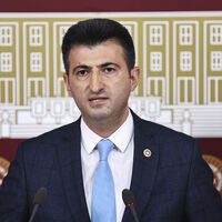 Mehmet Ali Çelebi AK Parti'ye geçti