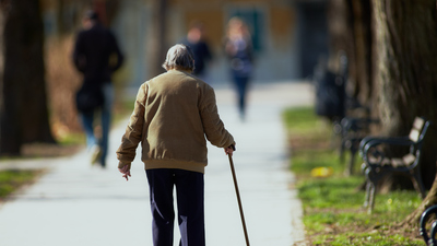Erkekler kadınlardan hızlı yaşlanıyor