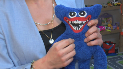 Okullarda peluş oyun karakteri Huggy Wuggy dehşeti