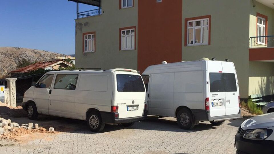 Çapa yaparken patlamamış havan mermisi buldu