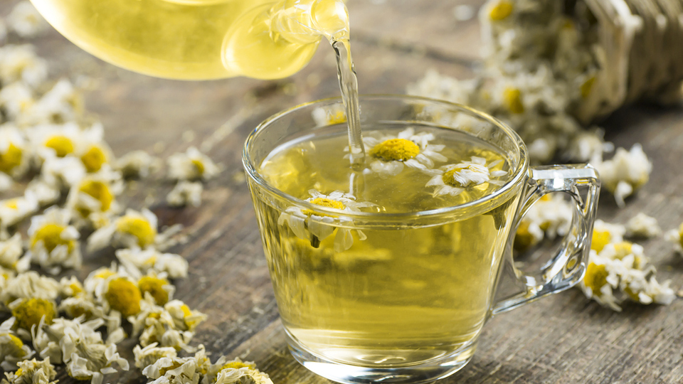 Papatya çayı adet söktürür mü, faydalı mı?