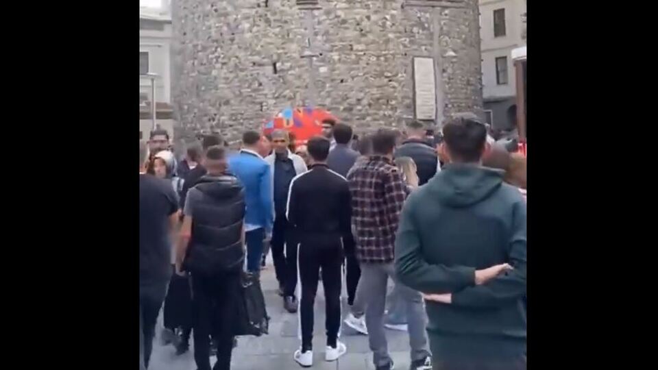 Feci olay! Galata Kulesi'nden atlayıp intihar etti