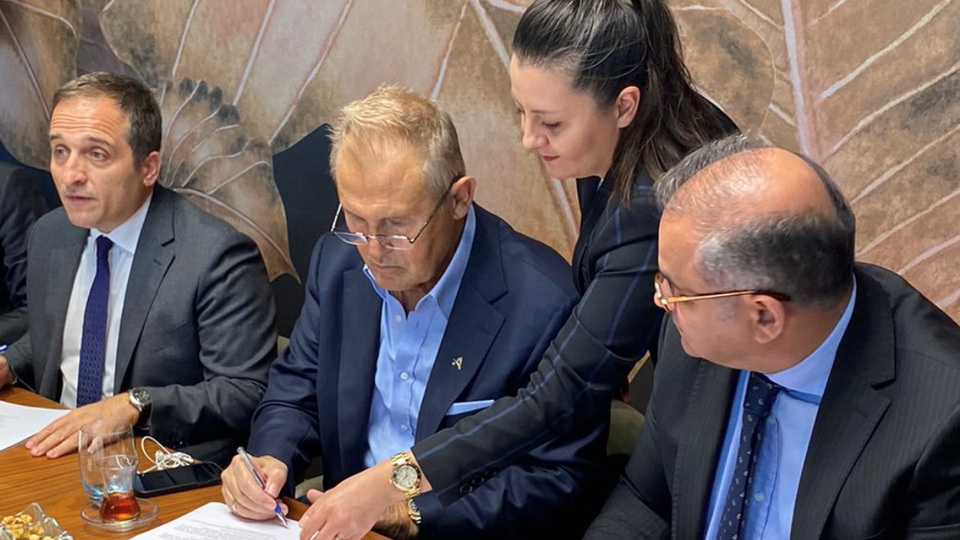 Artaş, Çelik Halat'ı aldı