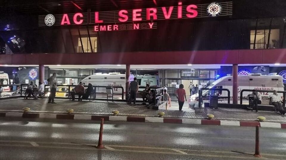 Sokakta tartıştığı avukatı defalarca bıçakladı!