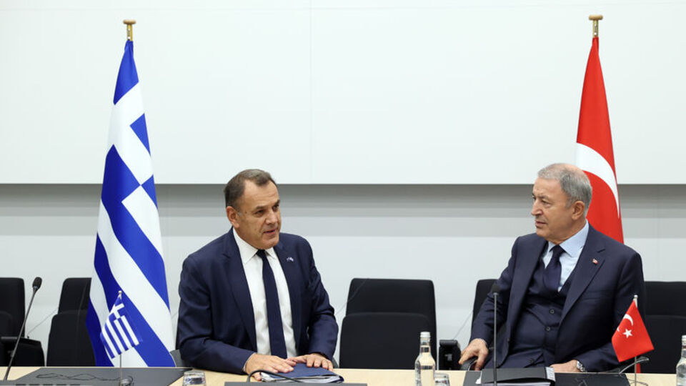 Bakan Akar'dan NATO Karargahı'nda açıklamalar