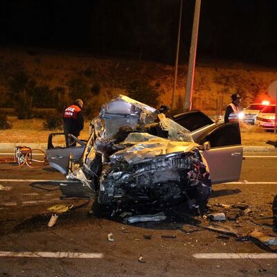 Sürücüler dikkat! Hep benzer kaza! 2 ölü, 2 yaralı!