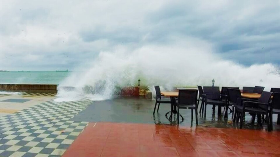 Marmara'ya fırtına, 2 kente kuvvetli sağanak uyarısı