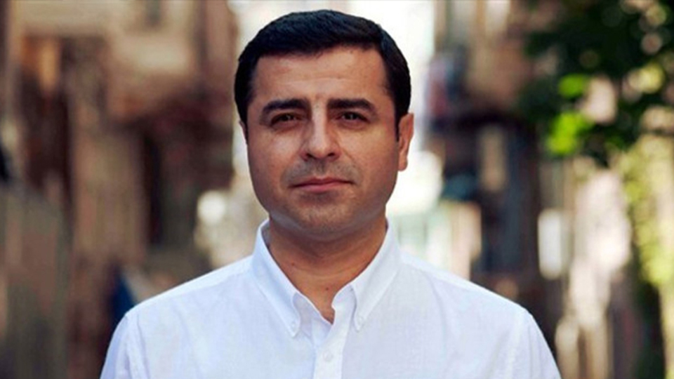 Selahattin Demirtaş'a 2.5 yıl hapis cezası