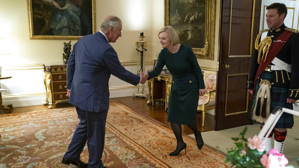 Kral Charles ile Truss'ın diyaloğu gündem oldu