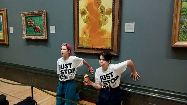 Van Gogh tablosuna çorba döktüler