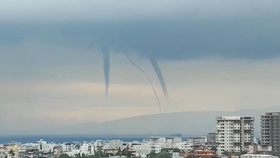 İskenderun Körfezi'nde 3 hortum birden!