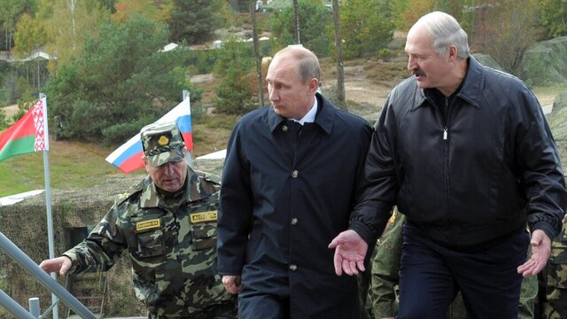 Rus askerleri Belarus'ta