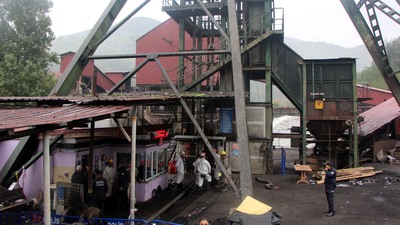 Maden faciasında, ocakta çıkan yangın etkisini azalttı