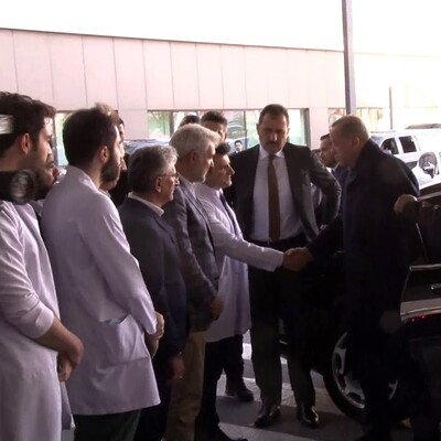 Cumhurbaşkanı Erdoğan'dan yaralı madencilere ziyaret