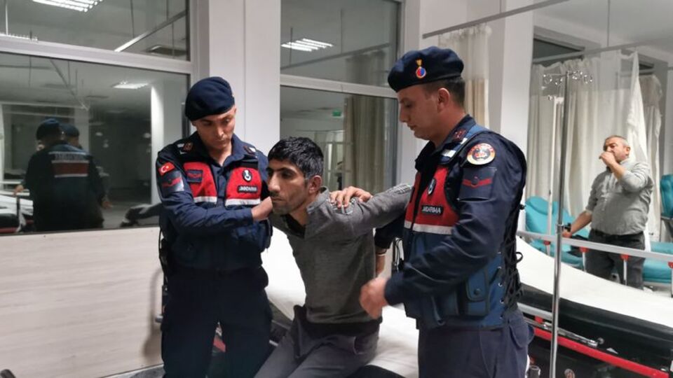 Sınır dışı edilecekti! Göçmen firarda!